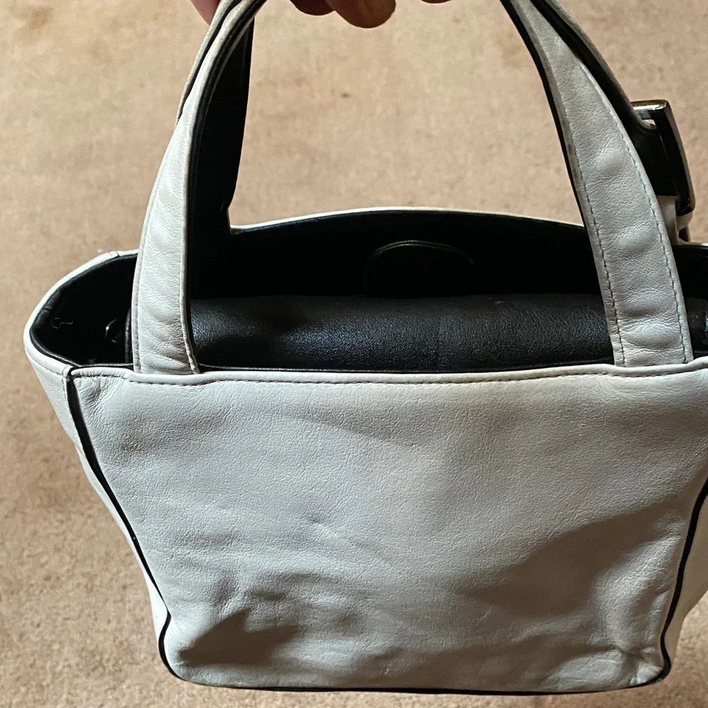 Jones New York Elegant White Small Tote Bag/Purse with Black Accents